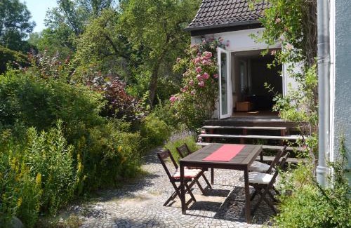 Braunschweig Apartamento | Sonniges Häuschen mit Garten