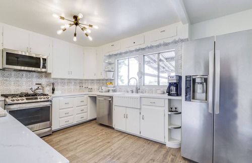 Freestone Casa | Sonoma County Vacation Rental w/ Vineyard Views!