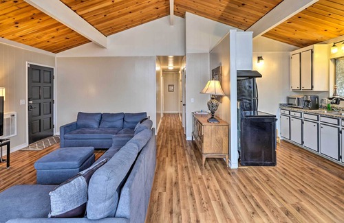 Standard Cabina | Sonora Cabin w/ Deck + Private Yard!