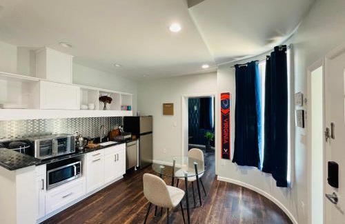 Charlottesville Apartamento | Sonsak - Unit 2