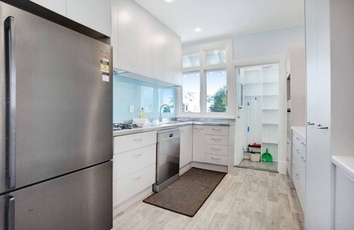 Mount Eden Casa | Soothe Serenity Mt Eden Villa with Parking