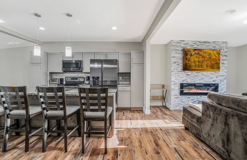 Millvale Casa | Soothing 4-bedroom house with WiFi in Pittsburgh