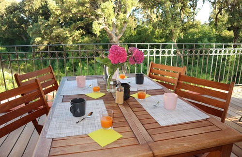 Erbalunga Condominio | Tranquilo apartamento para 4 personas en el corazón de Erbalunga