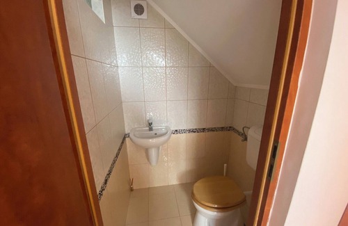 Zamardi Cama Y Desayuno | Soothing bed & breakfast with WiFi in Zamárdi central