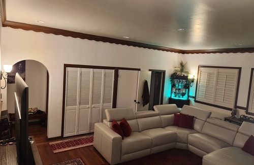 Central San Mateo Casa | Soothing townhome in San Mateo. 10 mins from sfo airport