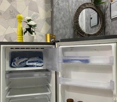 Zirakpur Apartamento | SoothSpace Private, Peaceful, Hygienic & Modern