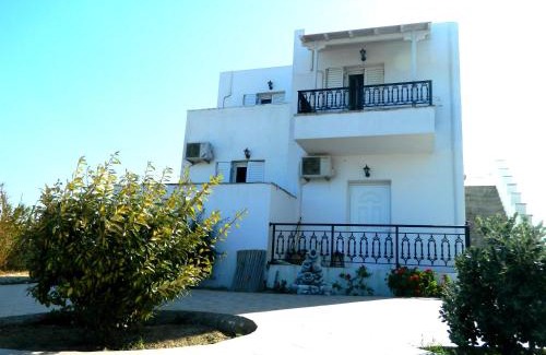 Agia Anna Apartamento | Sophi's L Studios & Apartments