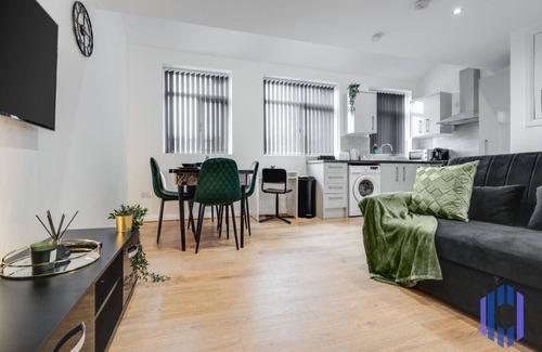 Manchester Apartamento | Sophisticated & Stylish Flat nr Airport - Sleeps 9