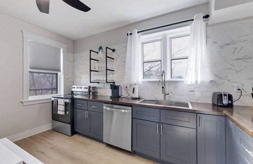 St. Louis Apartamento | Sophisticated Chill