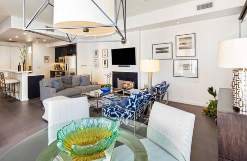 Canyon Corridor Condominio | Sophisticated Condo in Canyon Corridor, South Palm Springs