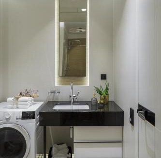 Podoli Apartamento | Sophisticated Condo in Nusle by Prague Days