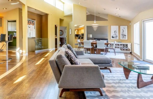 Dumbarton Casa | Sophisticated Private Retreat, HotTub/Biking/Walking Trails/Kayaking,