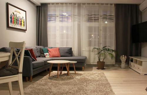 Sopot Apartamento | Sopot, BIG APARTMENT FOR 6! Air condition, jacuzzi