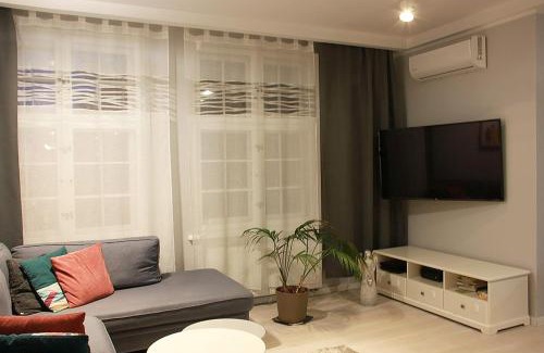 Sopot Apartamento | Sopot, BIG APARTMENT FOR 6! Air condition, jacuzzi