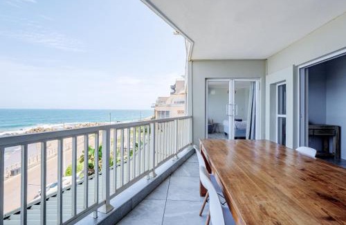 Umdloti Apartamento | Sorgente 201 by Host Agents