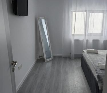 Tirgu Neamt Apartamento | SorinaApartament2