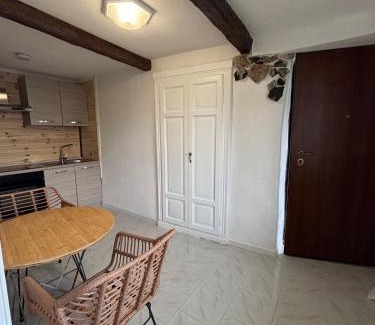 Sormano Apartamento | Sormano Apartments - THE V Collection
