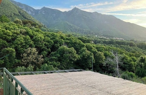 Pimonte Casa | Sorrento room, room with private bathroom, 20 Min from Pompeii, 40 from Sorrento and Amalfi