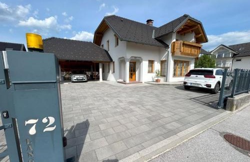 Radovljica Apartamento | SOS Apartments