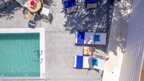 Neromilos Casa | Soso's Garden House with Pool