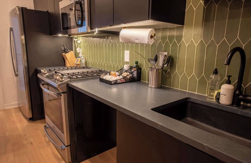 Fishtown Apartamento | Sosuite | 1BR Apt w Patio, W/D, Sofabed