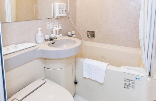 Tamachi Hotel | Sotetsu Fresa Inn Tokyo Tamachi