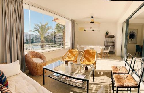 Sotogrande Apartamento | Sotogrande Alboaire- Waterfront luxury 4 bedroom Apt in the Marina of Sotogrande