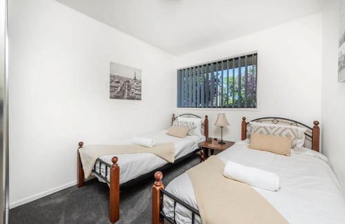 Narrabundah Casa | Soul Filled Family Home