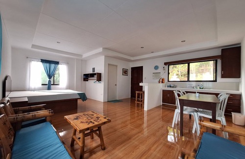 Puerto Princesa Casa | Soul Shine Beach House, entire house 3 bedrooms total with sapcious living areas