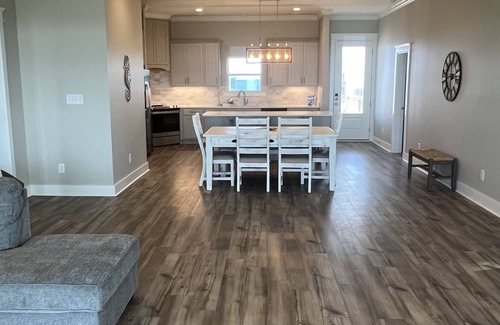 Dauphin Island Casa | Soul Surfing III June 2023: Breathtaking Sunset Island Views & Private Beach