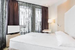 Okecie Hotel | Sound Garden Hotel Airport