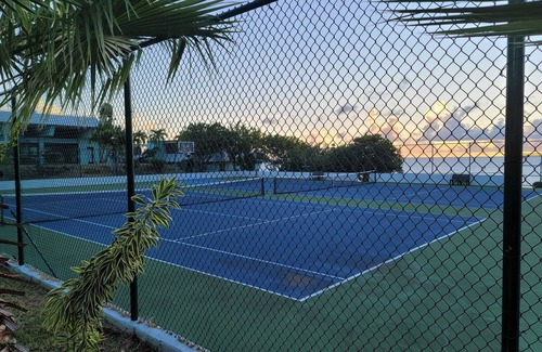 Bolongo Bay Condominio | Sound of the Sea