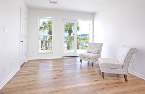 Villa Segunda Casa | Sound View - 5 Bedroom Home with POOL! Sleeps 20