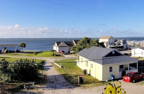 Salter Path Casa | Sound view beach retreat w/ best of Island Life! Pets/Family welcome!