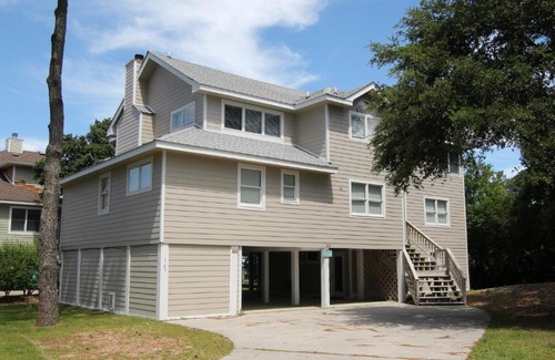 Corolla Light Casa | Soundfront, Sound View, Hot Tub, Community Amenities, 528, Celestial Haven