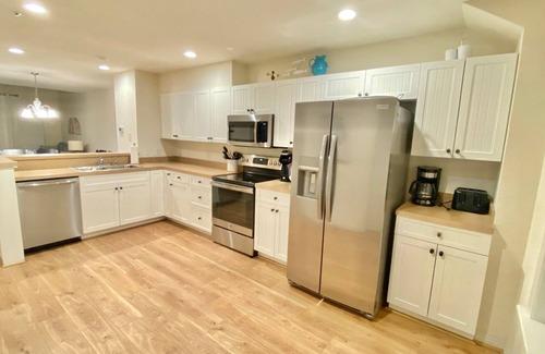 Bermuda Bay Casa | Sounds About Wright at Cambridge Cove