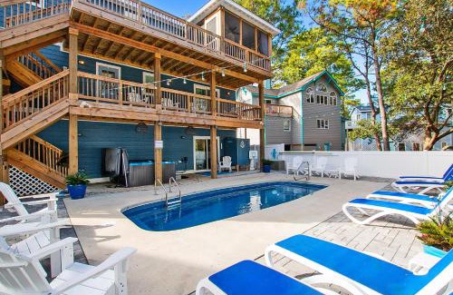 Corolla Light Casa | Soundside, Private Pool, Hot Tub, Comm Amenities! 580, A Wave From it All