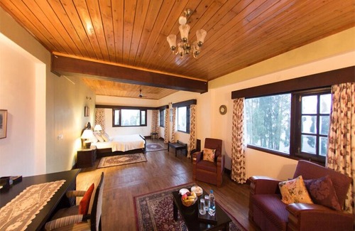 Kurseong Hotel | Sourenee Tea Estate & Boutique Resort