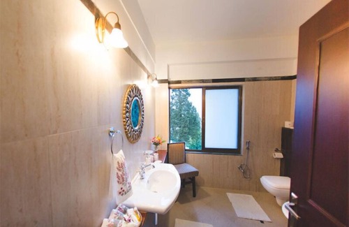 Kurseong Hotel | Sourenee Tea Estate & Boutique Resort