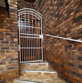 Piet Retief Apartamento | South 32