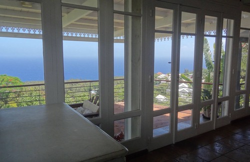 La Montagne Casa | Villa sudafricana, magnífica vista al mar, gran piscina en una exuberante vegetación