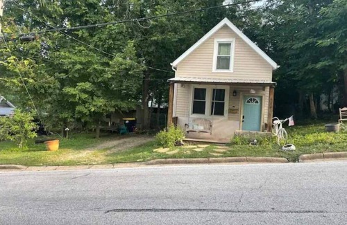 Harrison Casa | South Avenue Cottage