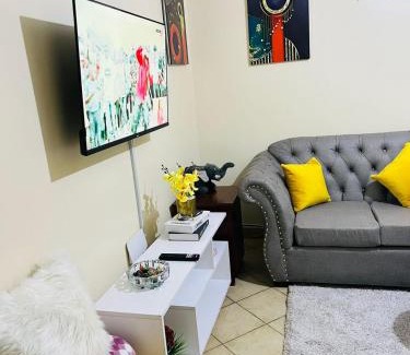 Mbotela Apartamento | SOUTH B - SOLACE PARK One Bedroom Exquisite Unit - Proximity To The Road, Near Capital Center Mall, Next Gen Mall, Shopping Centers, Designated WiFi, Security, Elevator