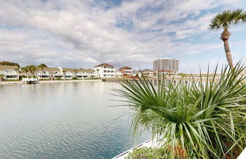 Destin Condominio | South Bay By The Gulf 062 2 Bedroom Townhouse by RedAwning
