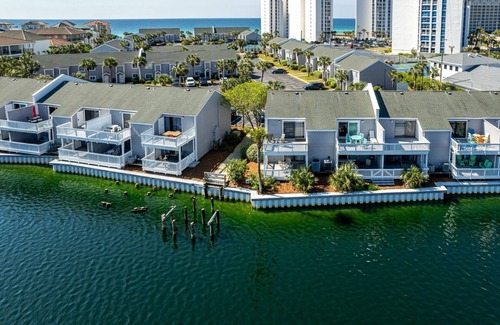 Destin Condominio | South Bay By The Gulf 097 3 Bedroom Townhouse by RedAwning