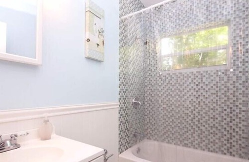 West Avenue Hotel | APARTAMENTO EN LA PLAYA DEL SUR DE LA PLAYA: JACUZZI / BBQ - ¡PASE A TODO!