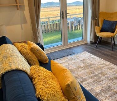 Penicuik Casa | South Black Hill