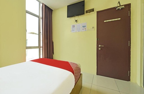 Bandar Mahkota Cheras Hotel | South City Hotel # Bandar Mahkota Cheras