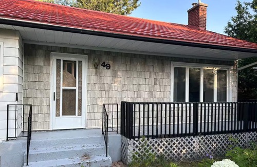 Sudbury Casa | South End Bungalow - 5 full bedrooms