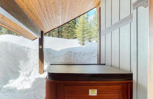 Snow Pine Estates Apartamento | South Face B